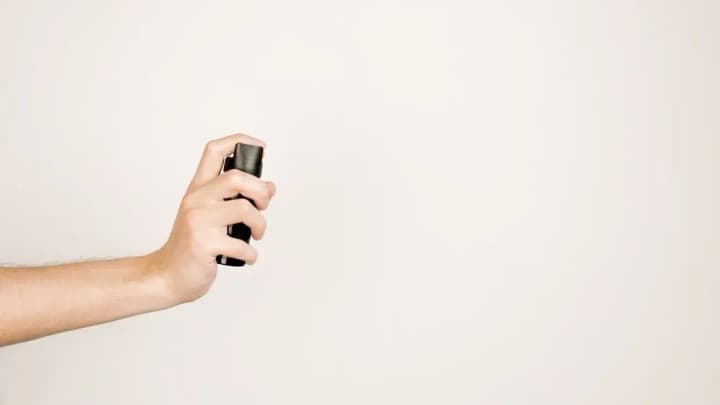 In Lviv, a student sprayed pepper spray in a school: three children are in hospital