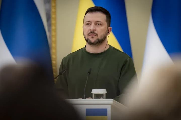 Zelenskyy says Ukraine is preparing its own weapons against russian KABs
