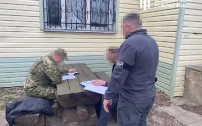 На Херсонщине двух должностных лиц тылового обеспечения подозревают в закупке продуктов для военных по завышенным ценам