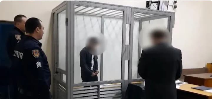 На Одещині 16-річний підліток зарізав матір та сестру через відмову в кишенькових грошах