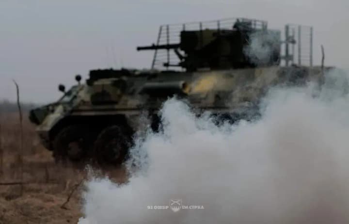 Enemy conducts air strikes on villages in Luhansk region where local population still remains - Lysohor