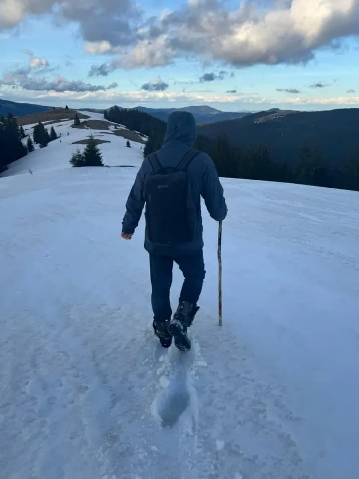 Блукав горами шість діб: у Карпатах прикордонники врятували ухилянта