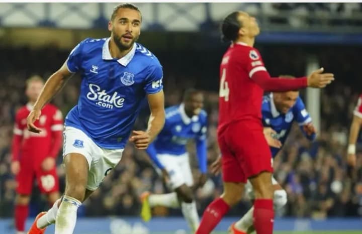 Despite Mykolenko's injury, Everton skillfully beat Liverpool in the Merseyside derby