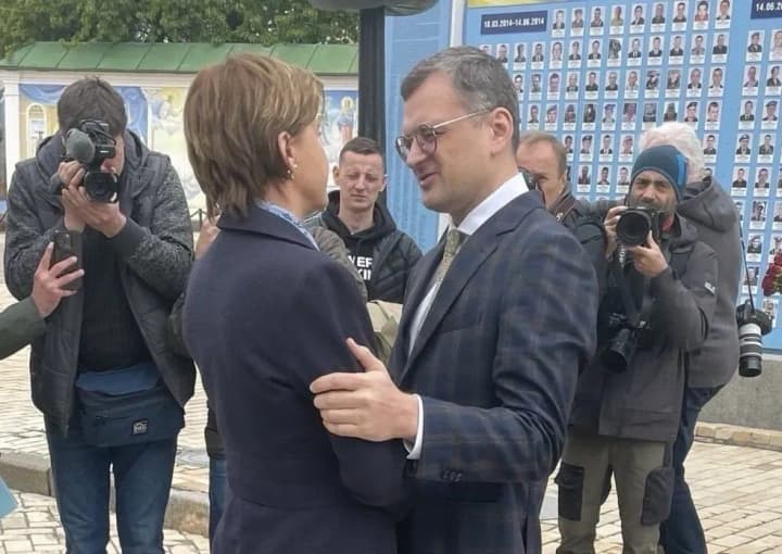 Перший двосторонній закордонний візит на посаді: нова голова МЗС Латвії прибула до України