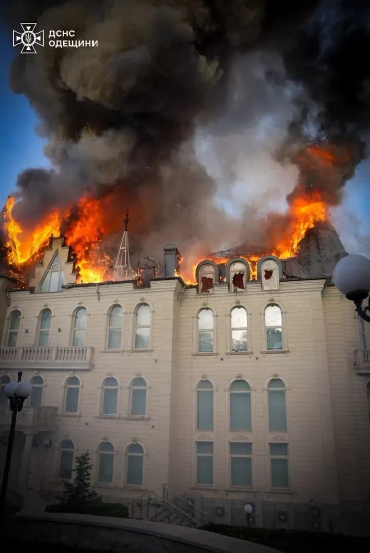 "In extremely serious condition": Odesa RMA tells about the condition of the girl who suffered as a result of yesterday's Russian attack