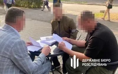 Судитимуть посадовця запорізького ТЦК, який безпідставно вилучив у підприємства автівки на 11 млн гривень 