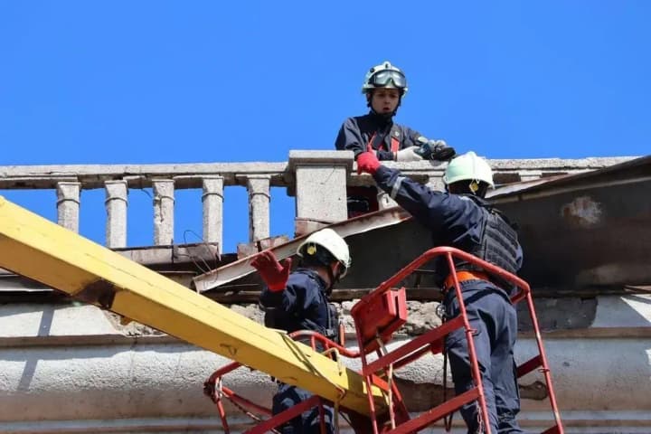 Ракетна атака рф на Запоріжжя: пошкоджено об’єкти в 4 районах, зокрема заклади освіти та охорони здоровʼя