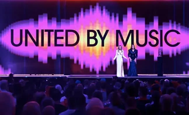 A gift to the "enemies of Europe": the European Commission criticized the organizers of the Eurovision Song Contest for banning EU flags