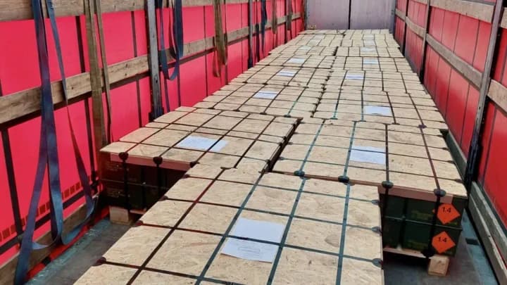 Дроны, генераторы и боеприпасы: Литва передала Украине новый пакет помощи