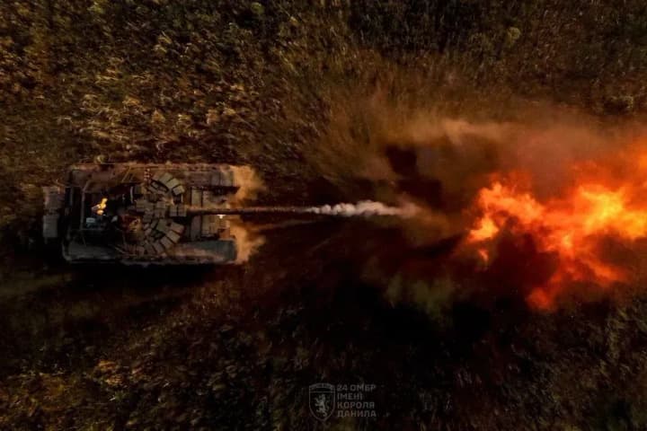 На фронте 86 боевых столкновений, на большинстве направлений оккупанты пытаются прорвать оборону ВСУ - Генштаб