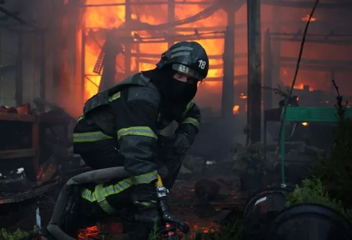 Death toll from attack on Epicenter in Kharkiv rises to six