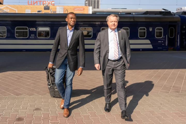 В Украину прибыл заместитель главы Минфина США: будет говорить об усилении санкции и использовании замороженных активов рф