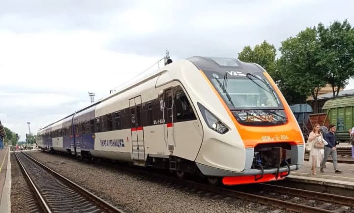 Ukrzaliznytsya launches "mountain shuttle": how it will run