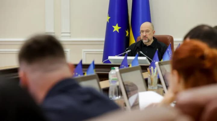 Уряд ухвалив проект угоди між Україною та США, яка дозволить отримати майже 7,9 млрд доларів підтримки - прем’єр