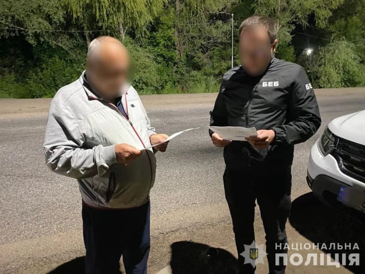 In Mykolaiv Oblast, the head of a defense enterprise is suspected of embezzling over 2 million hryvnias