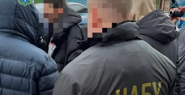 Прокурори завершили розслідування справи нардепа, який вимагав гроші у бійця ЗСУ