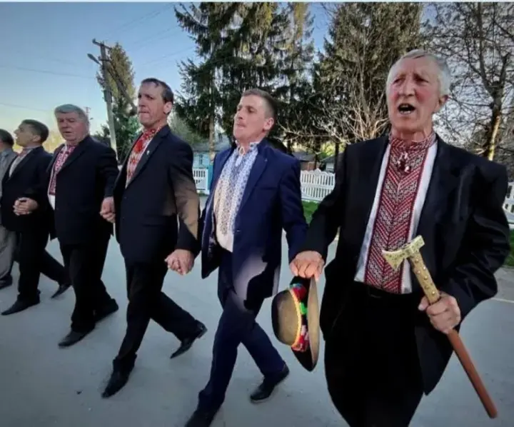Ритуальный мужской танец "Сербен" из села Чертовец внесен в список национального нематериального культурного наследия
