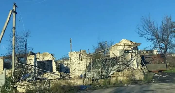 Invaders constantly attack Belogorovka - Lysogor