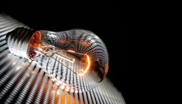 Why in different regions the "light" is turned off for a different number of hours: Ukrenergo gave an explanation