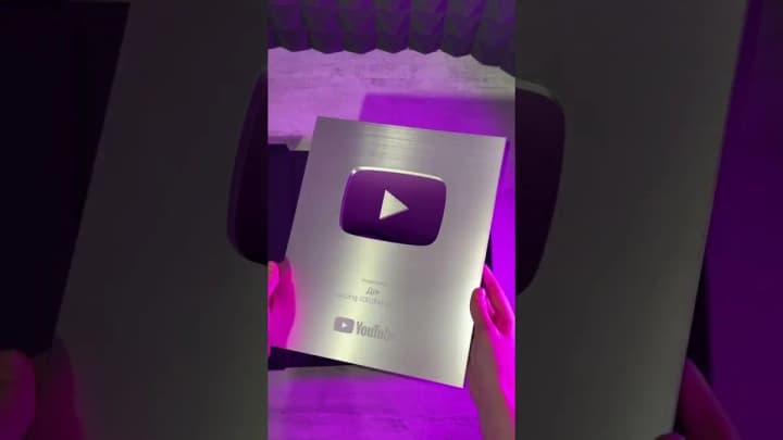 Ukrainian "Diya" received a silver YouTube button