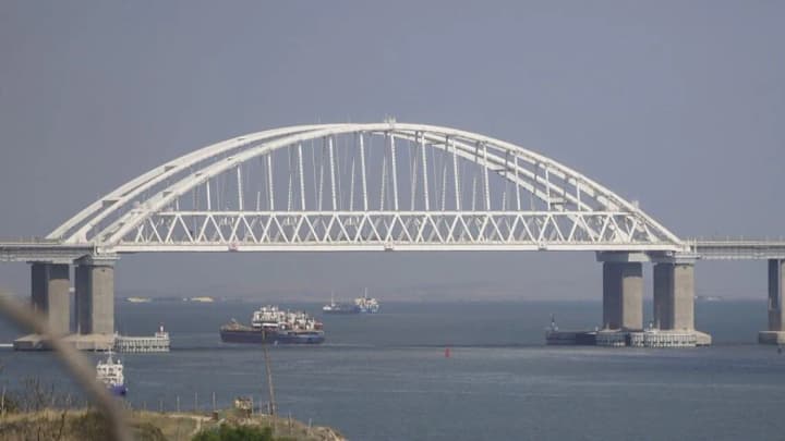 росіяни не можуть охороняти Кримський міст з моря, бо немає чим - Плетенчук