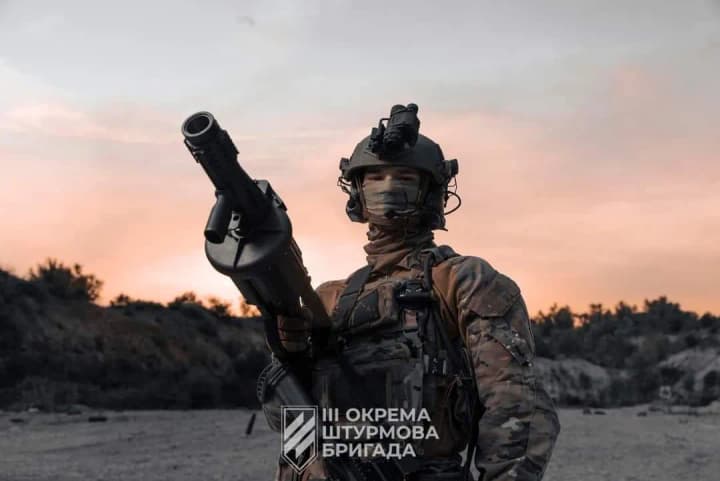 На фронті сьогодні вже відбулось 44 зіткнень, ворог найактивніше намагався покращити свої позиції на Покровському напрямку - Генштаб 