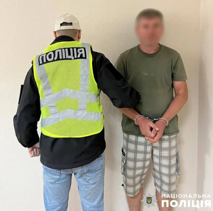 Threw a grenade at a high-rise building and wounded a passerby: the detained resident of Kyiv faces up to 7 years in prison