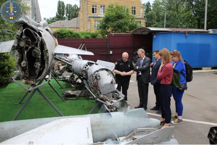 Strengthening sanctions against Russia remains an urgent issue – the EU representative in KNIISE was shown foreign components in Russian missiles