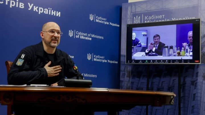 Україна потребує до 30 млрд доларів щорічних інвестицій в наступні 10 років - Шмигаль 