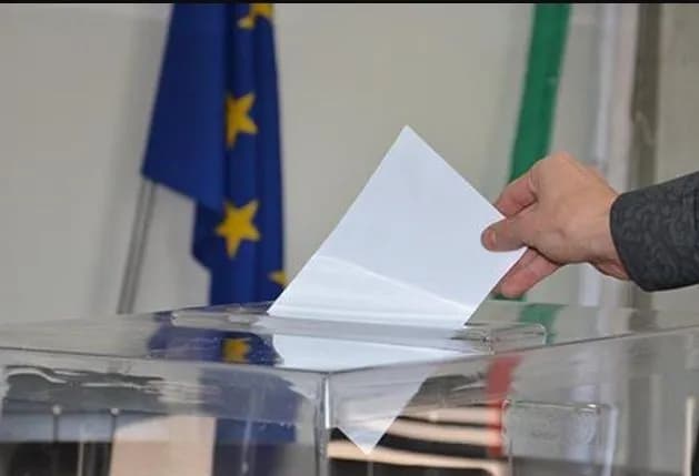 У Східній Європі виборці піднесли сюрприз - праві партії набрали набагато менше голосів у Європарламент