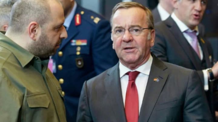 Міністр оборони ФРН Пісторіус: не варто занадто серйозно ставитися до ядерних погроз путіна