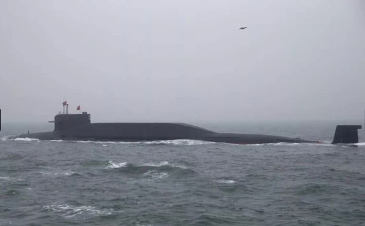 Тайвань ведет слежку за китайской атомной подводной лодкой, всплывшей на поверхность вблизи тайваньских рыбаков
