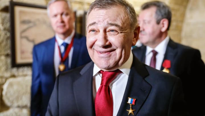 Ukraine puts oligarchs close to Putin on The Wanted list