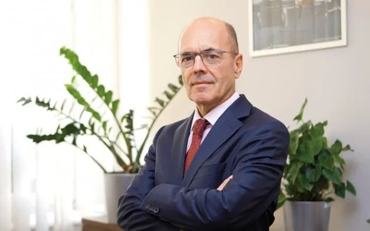 Керівник ПриватБанку йде з посади