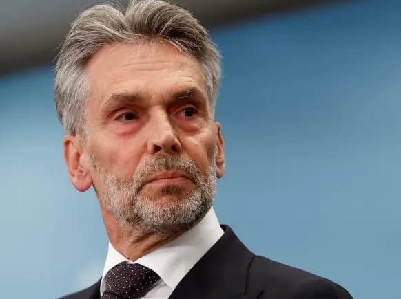 Ексочільника розвідки обрали новим прем’єром Нідерландів: Зеленський відреагував