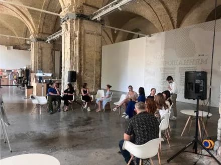 "Let's talk about art": Cambridge.ua разом з Мистецьким арсеналом проведуть англомовні екскурсії 