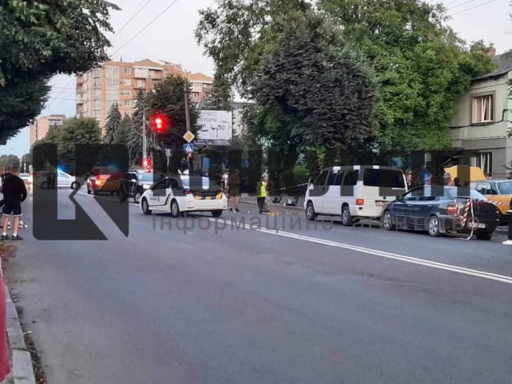 In Lutsk, a grenade was thrown at people from an unknown car