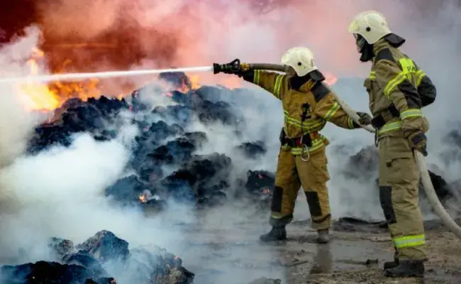 Дрони атакували нафтобазу у Волгоградській області