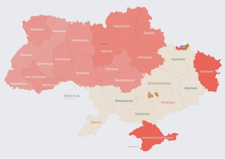 У Київській області працюють сили ППО