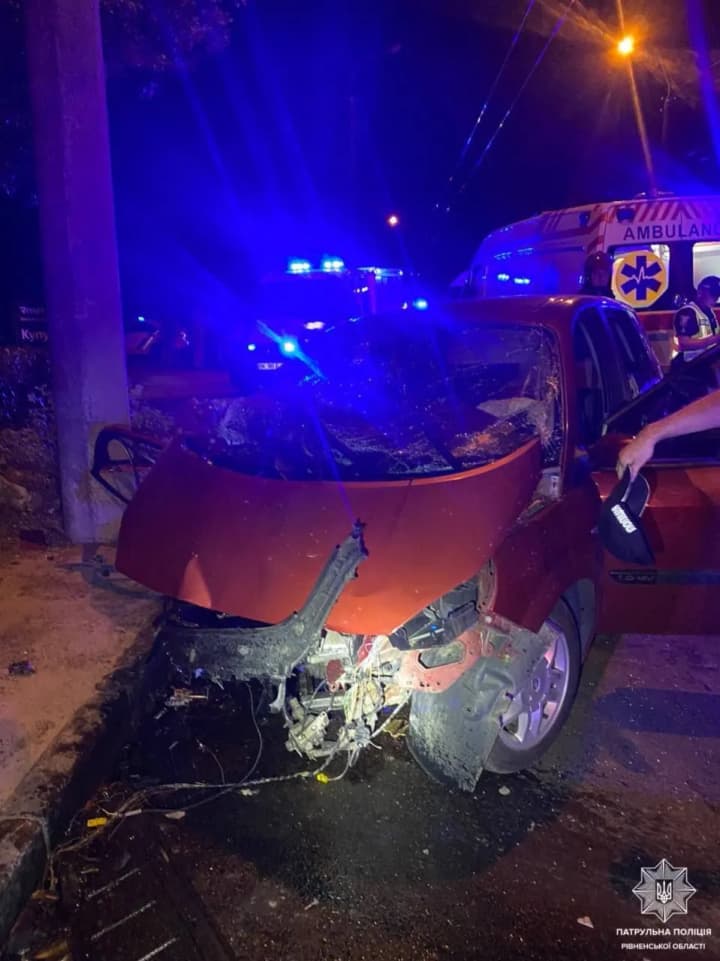 A road accident occurs in Rivne region: there are victims