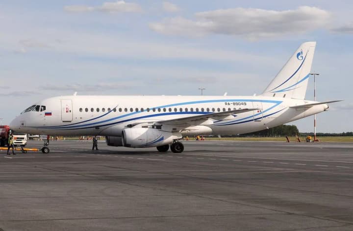 В россии во время тестового полета после ремонта разбился пассажирский самолет, погибли 3 члена экипажа