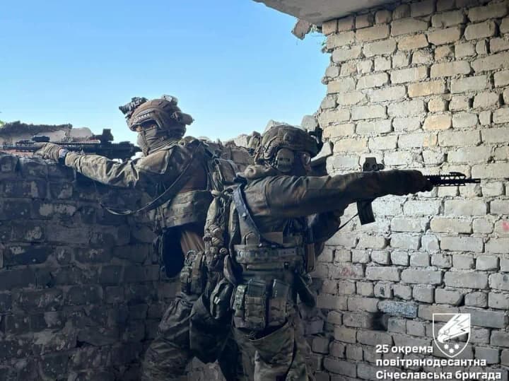 In the frontline, 112 combat engagements took place over the last day, most of them in the Pokrovske and Kurakhove sectors