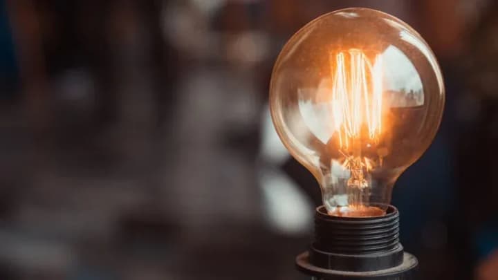 Завтра графики отключений будут действовать весь день: когда ограничения будут сильнее всего