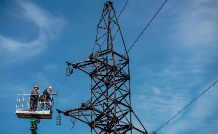 “Ukrenergo to receive EUR 100 million from the EU for energy restoration