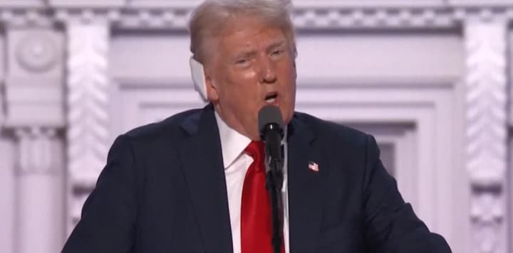 "Бог був на моєму боці": Трамп розповів про замах - вперше і востаннє