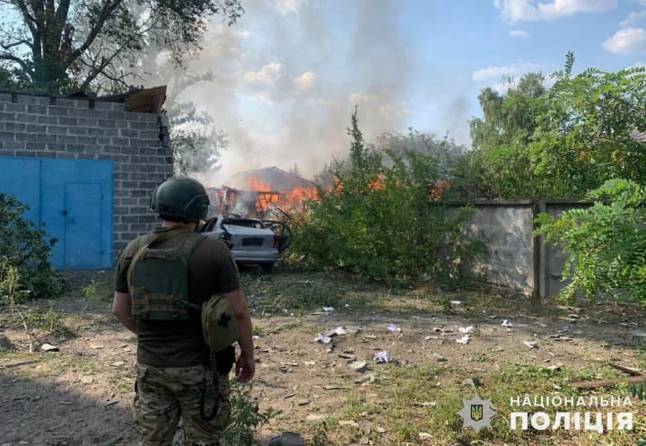 A day under bombs: elevator and critical infrastructure damaged in Donetsk region, 5 dead and 7 wounded