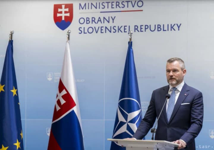 Словакия предупредила Украину о возможных ответных мерах на остановку транзита нефти российского "лукойла"