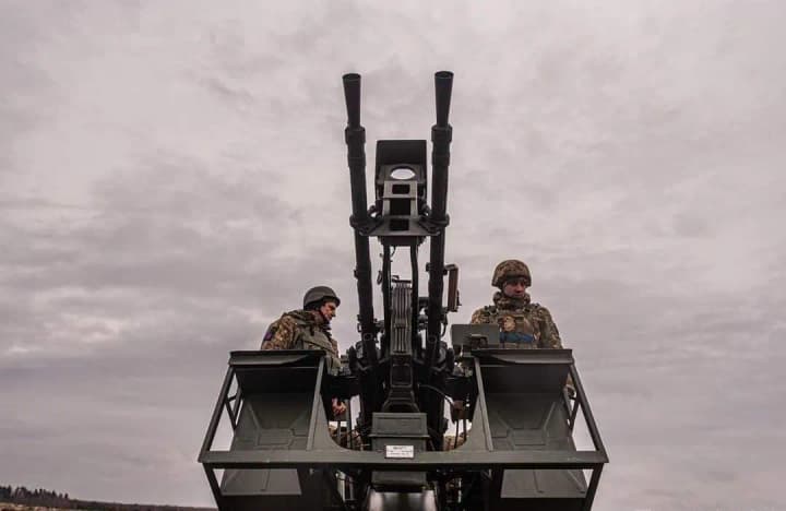 Ukrainian defenders shoot down 6 shaheeds over Dnipro region, enemy attacks Nikopol region