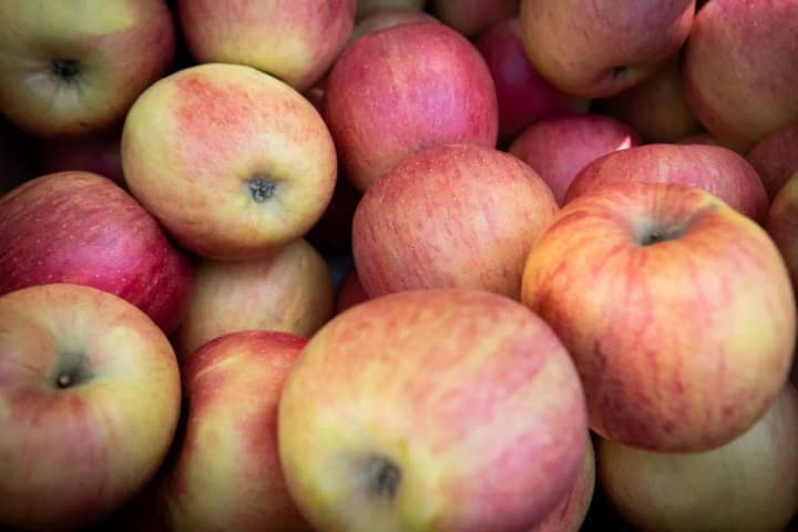 Apple Feast of the Saviour: traditions and prohibitions, and what to put in the basket