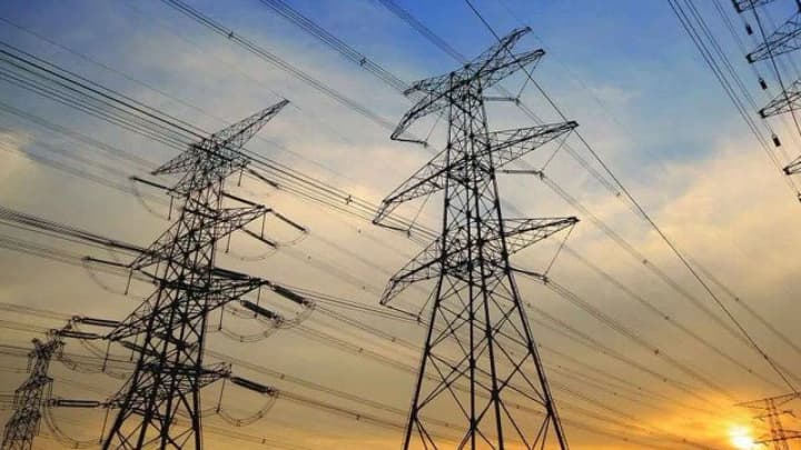 Shmyhal: Those who use 80% or more of electricity generated by own production will not have electricity cut-offs